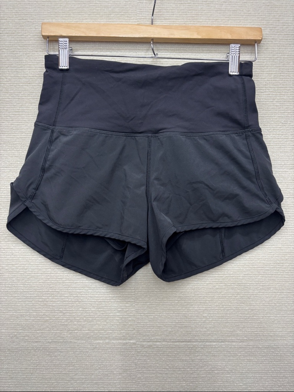 LULULEMON | Women’s Active Shorts - Black 4
